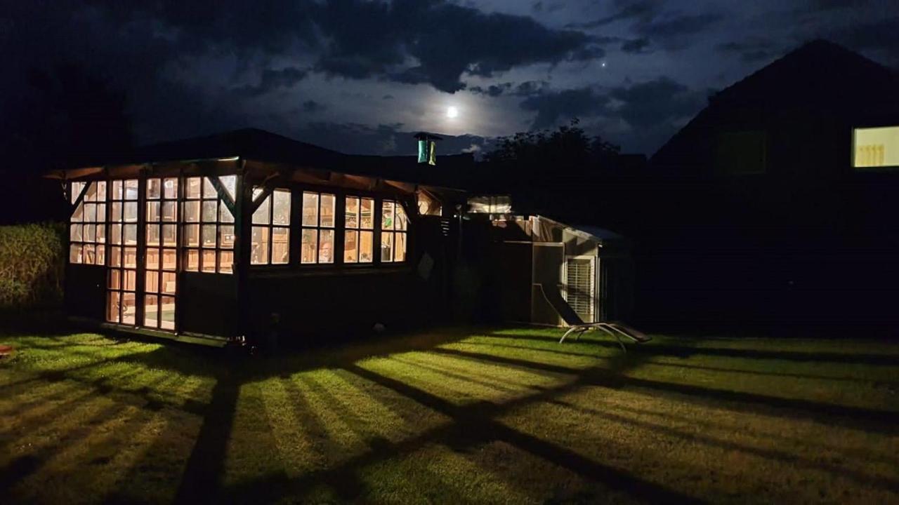 דירות ווסנברג Ferienhaus Mit 2 Fewo In Mecklenburg מראה חיצוני תמונה